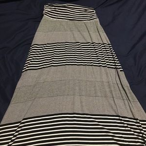 Stripped mix skirt